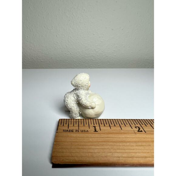 Department 56 Snowbabies "I am making snowballs". Handpainted Pewter.  #7602-3 - Picture 6 of 7